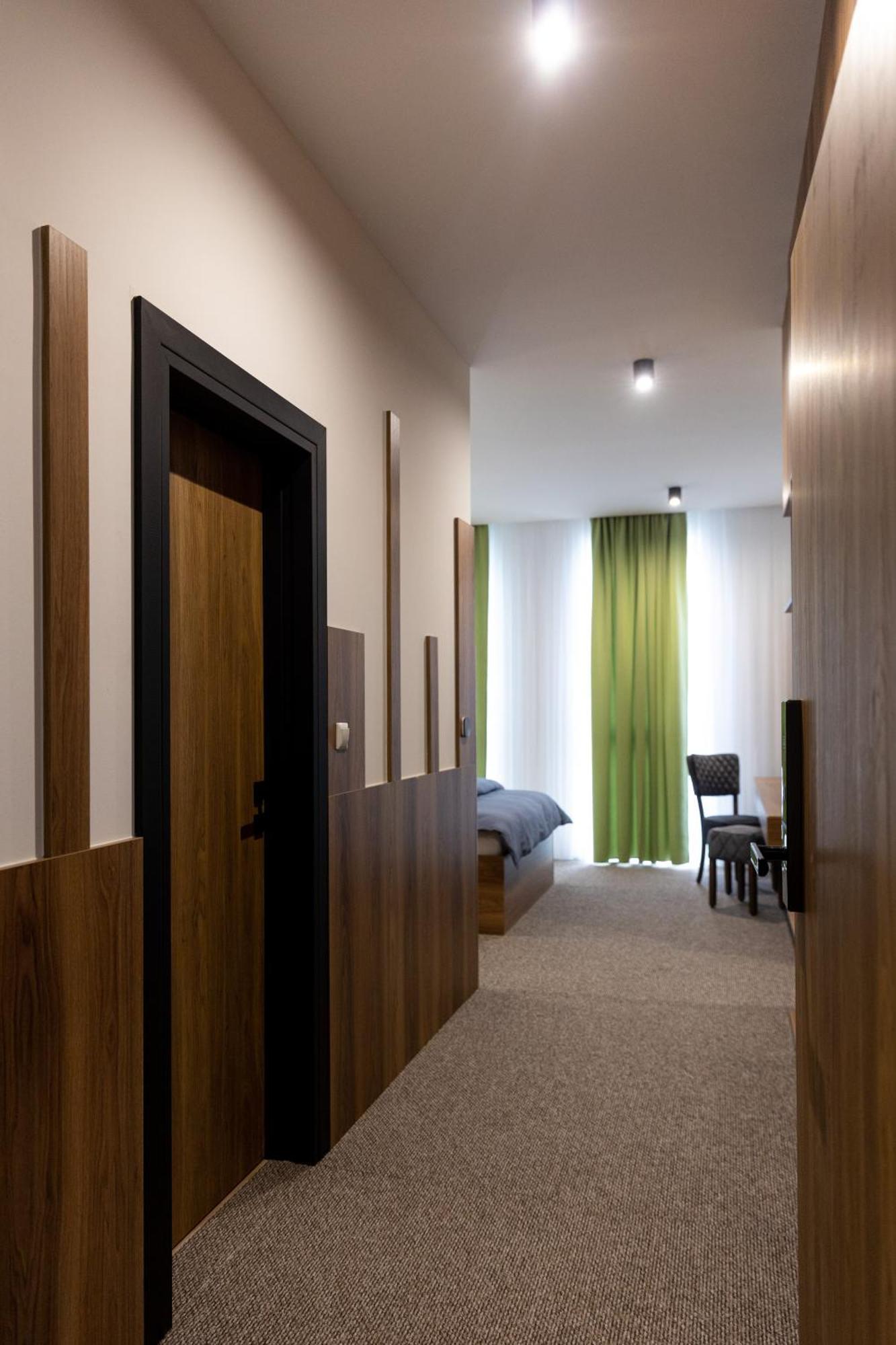 Hostel Tron Travnik Exteriér fotografie